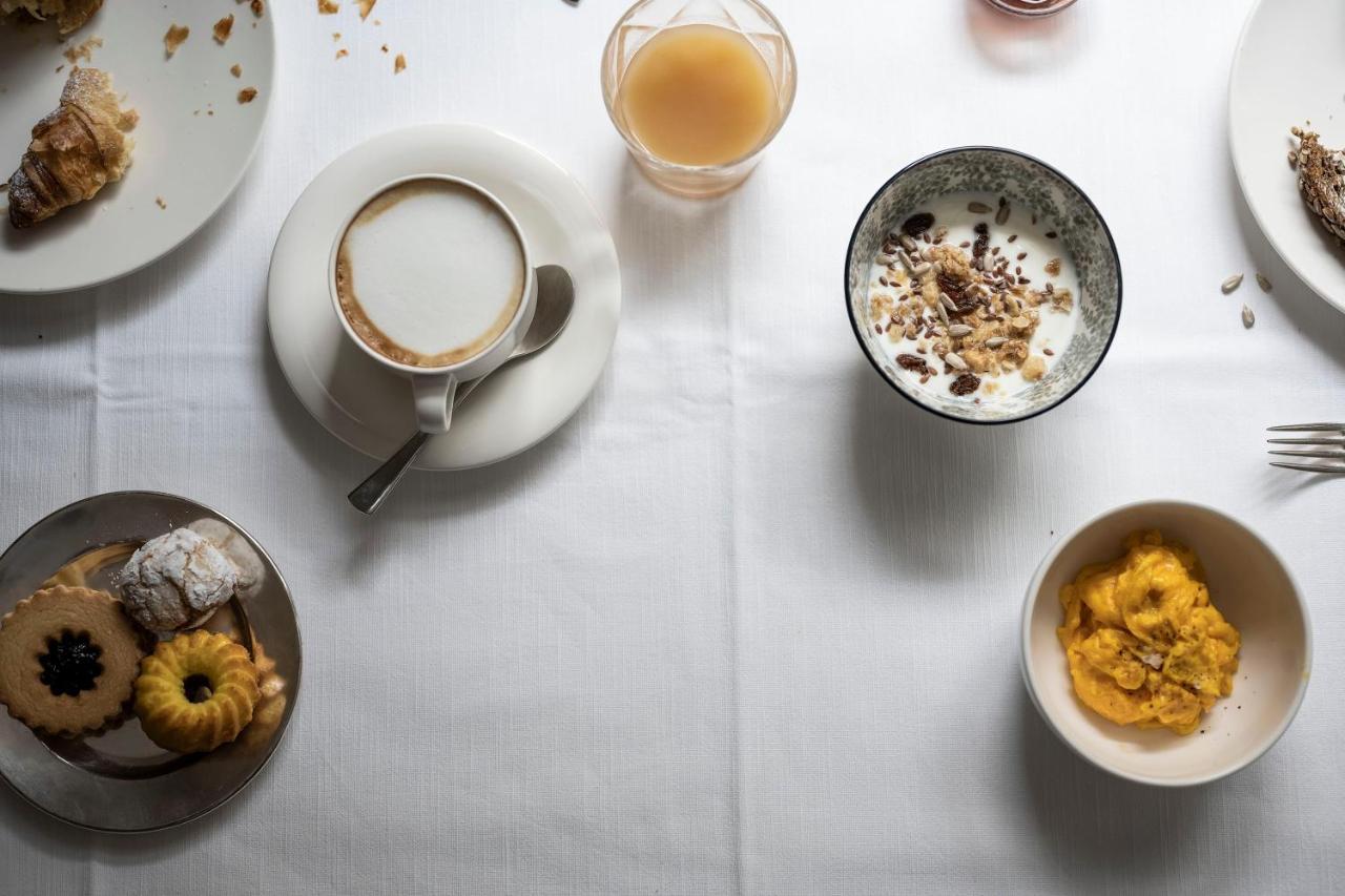 Post Hotel - Tradition & Lifestyle Adults Only San Candido Ngoại thất bức ảnh